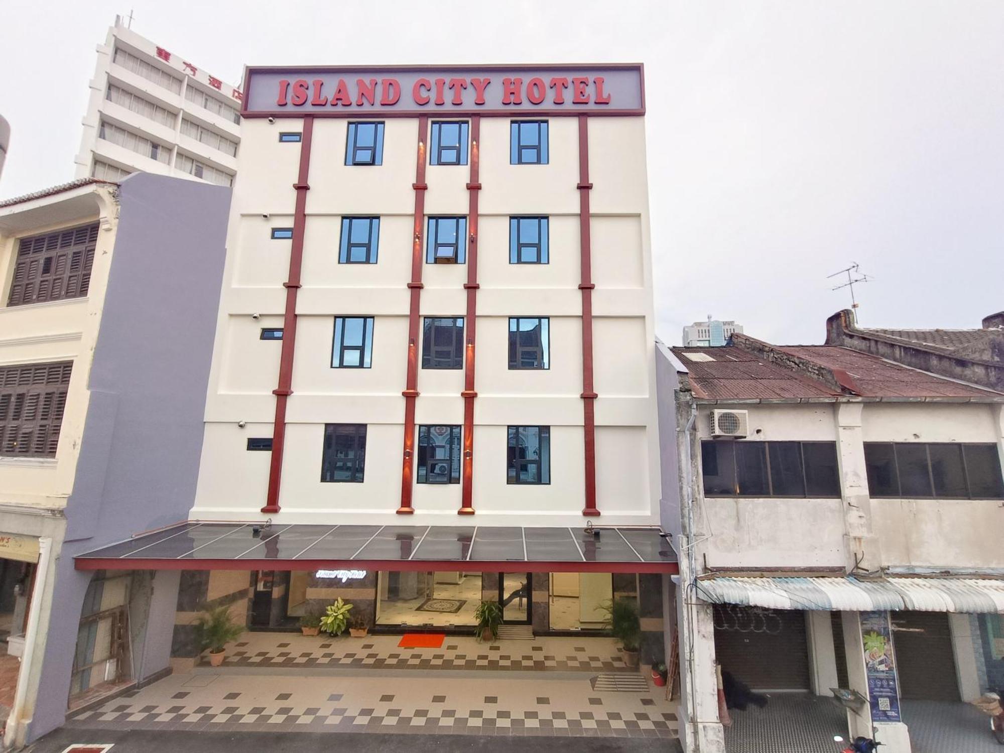 Capital O 90897 Island City Hotel Джордж Таун Екстериор снимка